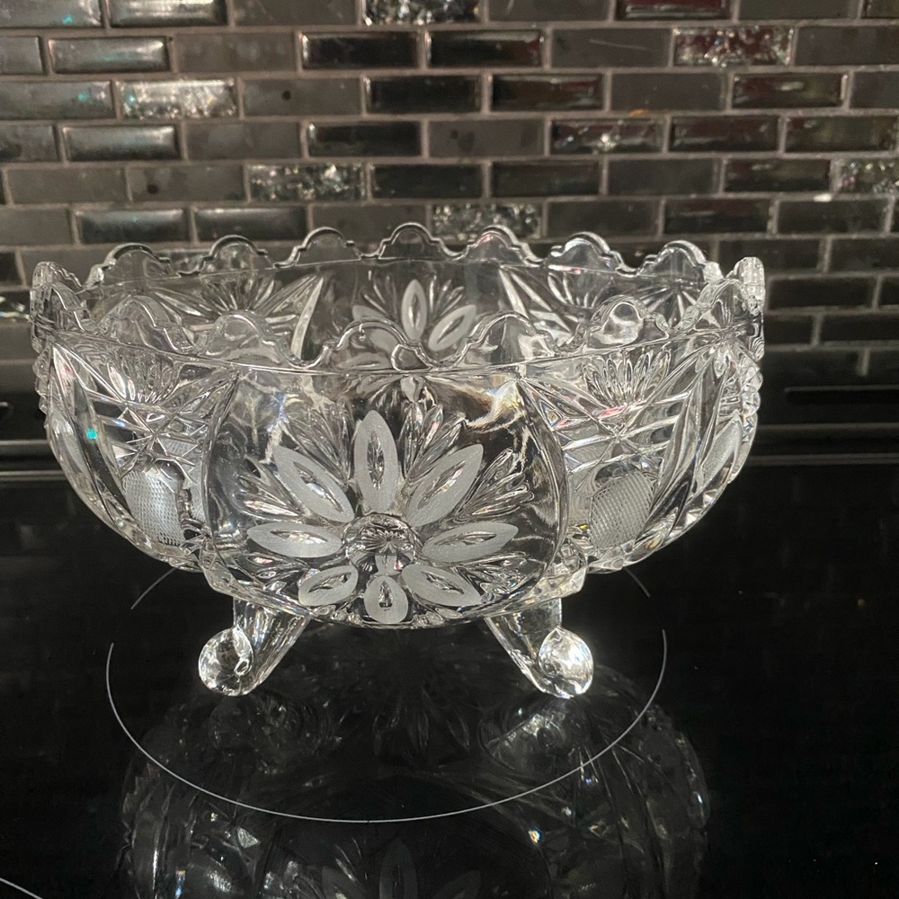 European Crystal Vegetable/ Fruit Bowl